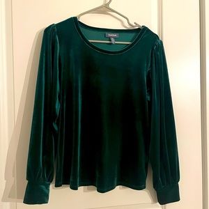 Green velvet holiday top
